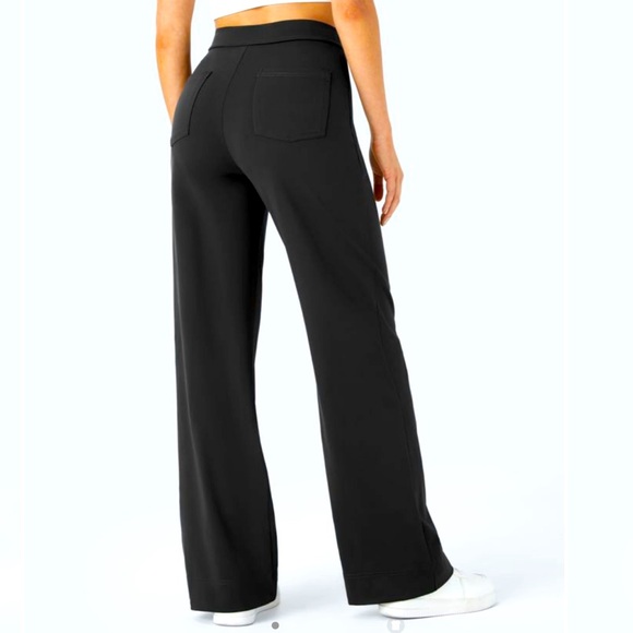 NWT Halara High Waisted Button Multiple Pockets Straight Leg Pant Black S Petite - Picture 3 of 11